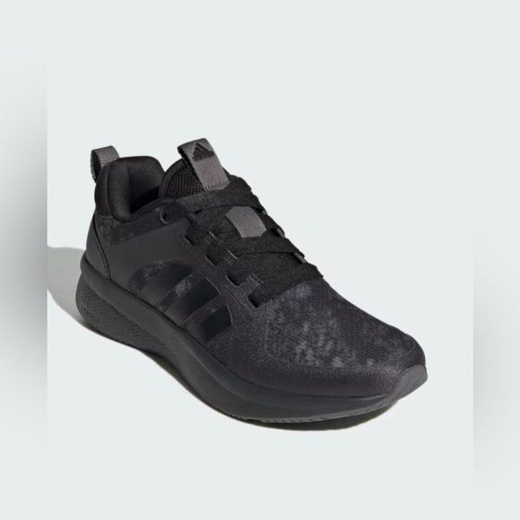 ADIDAS 🆕 ‘EDGE LUX 6.0’ SHOES. Size 8. - Picture 1 of 6